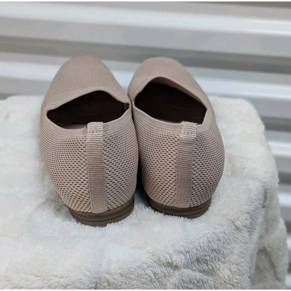Minimalist Quiet Luxury  Naturalizer Blush Beige Slip-On Flats Preppy‎ 8.5